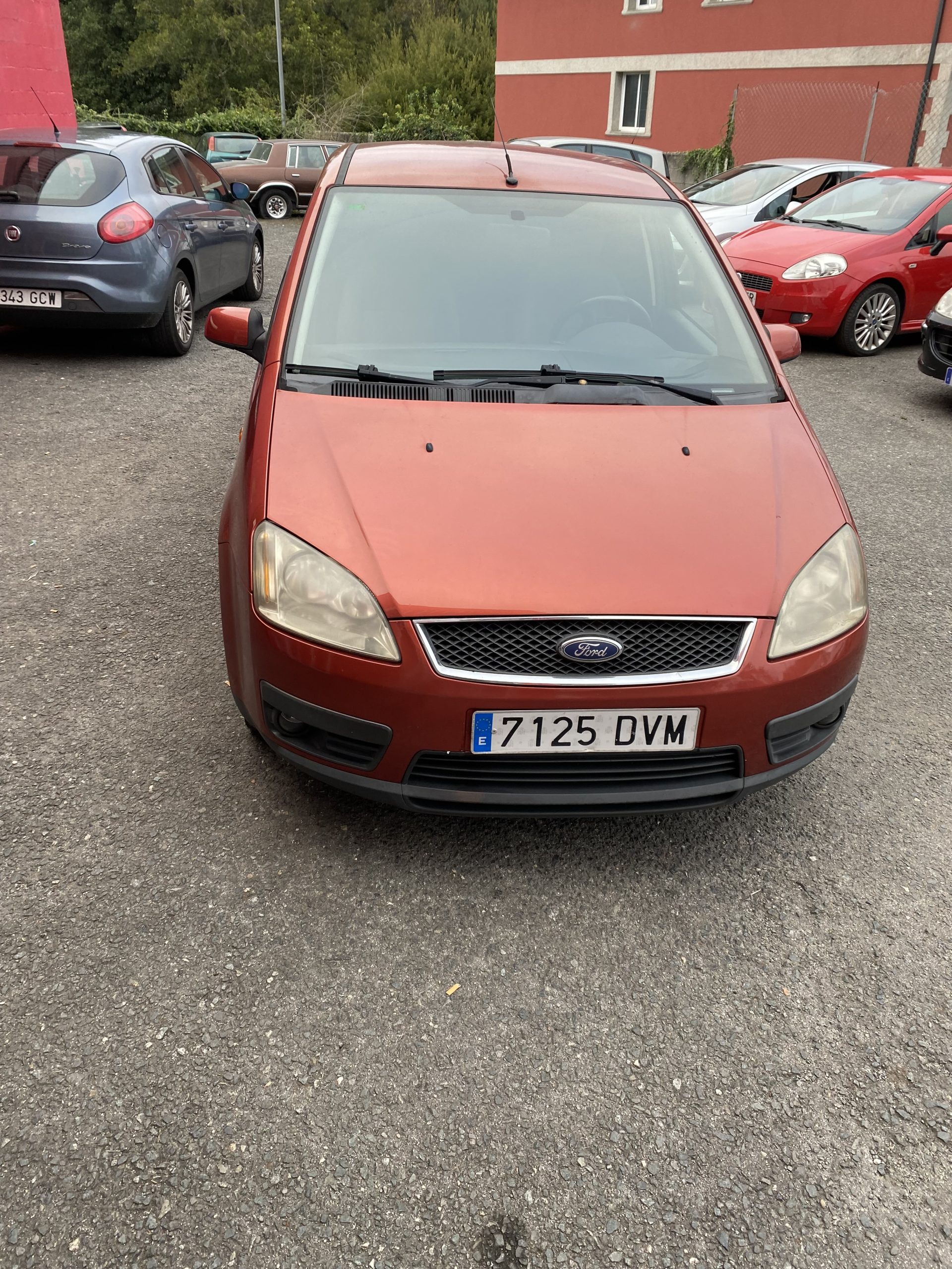 Ford C-Max 1.8 TDCi Ghia - Imagen 2